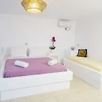 Mykonian Breeze Apartment