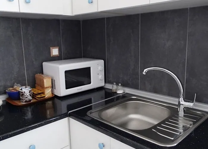 Mykonian Breeze * Áno Merá