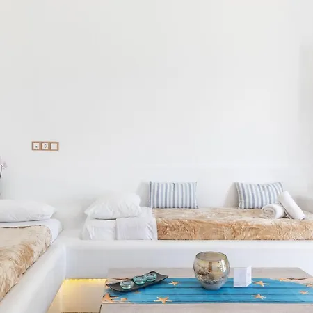Mykonian Breeze Ano Mera