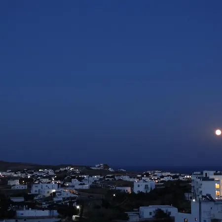 Mykonian Breeze Ano Mera