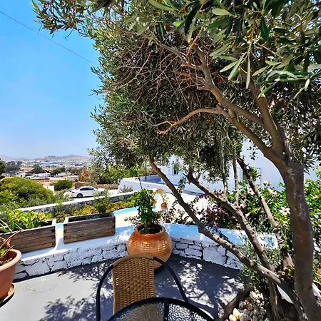 Mykonian Breeze Ano Mera